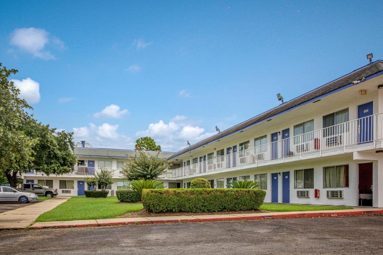 Motel 6-Conroe, Tx Esterno foto